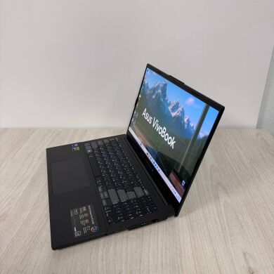 Игровой ноутбук Б-класс Asus Vivobook Pro 15 OLED N6506MU / 15.6" (2560x1440) OLED / Intel Core Ultra 9 185H (16 (22) ядер по 2.3 - 5.1 GHz) / 24 GB DDR5 / 2000 GB SSD NVMe / nVidia GeForce RTX 4060, 8 GB GDDR6, 128-bit / WebCam Игровой ноутбук Б-класс Asus Vivobook Pro 15 OLED N6506MU / 15.6" (2560x1440) OLED / Intel Core Ultra 9 185H (16 (22) ядер по 2.3 - 5.1 GHz) / 24 GB DDR5 / 2000 GB SSD NVMe / nVidia GeForce RTX 4060, 8 GB GDDR6, 128-bit / WebCam