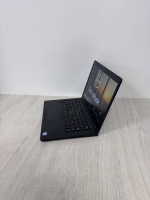 Ультрабук Dell Latitude 5480 / 14" (1920x1080) IPS / Intel Core i5-7200U (2 (4) ядра по 2.5 - 3.1 GHz) / 8 GB DDR4 / 120 GB SSD / Intel HD Graphics 620 / WebCam