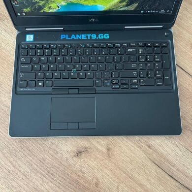 Мобильная рабочая станция Б-класс Dell Precision 7510 / 15.6" (1920x1080) IPS / Intel Core i5-6300HQ (4 ядра по 2.3 - 3.2 GHz) / 8 GB DDR4 / 256 GB SSD / AMD FirePro W5170M, 2 GB GDDR5, 128-bit / WebCam