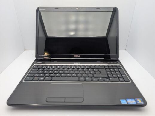 Ноутбук Dell Inspiron N5110 / 15.6" (1366x768) TN / Intel Core i5-2410M (2 (4) ядра по 2.3 - 2.9 GHz) / 6 GB DDR3 / 320 GB HDD / AMD Radeon HD 6470M, 512 MB GDDR3, 64-bit / WebCam / DVD-ROM