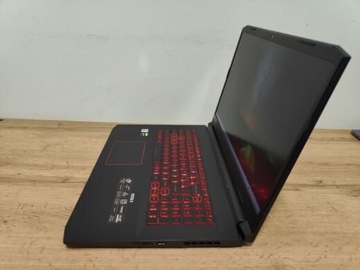 Ігровий ноутбук Acer Nitro AN517-52 / 17.3" (1920x1080) IPS / Intel Core i5-10300H (4 (8) ядра по 2.5 - 4.5 GHz) / 16 GB DDR4 / 512 GB SSD / nVidia GeForce GTX 1650 Ti, 4 GB GDDR6, 128-bit / WebCam
