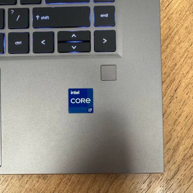 Мобільна робоча станція Б-клас HP ZBook Studio 15 G8 / 15.6" (1920x1080) IPS / Intel Core i7-11800H (8 (16) ядер по 2.3 - 4.6 GHz) / 32 GB DDR4 / 512 GB SSD / nVidia Quadro T1200, 4 GB GDDR6, 128-bit / WebCam Мобільна робоча станція Б-клас HP ZBook Studio 15 G8 / 15.6" (1920x1080) IPS / Intel Core i7-11800H (8 (16) ядер по 2.3 - 4.6 GHz) / 32 GB DDR4 / 512 GB SSD / nVidia Quadro T1200, 4 GB GDDR6, 128-bit / WebCam