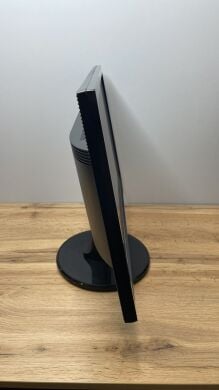 Монитор Acer K222HQL bid / 21.5" (1920x1080) TN / VGA, DVI, HDMI / VESA 100x100 