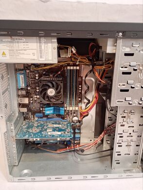 ПК Asus Vento A8 Tower / AMD Athlon II X3 460 (3 ядра по 3.4 GHz) / 16 GB DDR3 / 120 GB SSD / AMD Radeon HD 6670, 1 GB GDDR5, 128-bit / DVD-RW / 450W