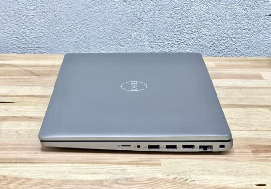 Ультрабук Dell Latitude 5540 / 15.6" (1920x1080) IPS / Intel Core i5-1345U (10 (12) ядер по 3.5 - 4.7 GHz) / 16 GB DDR4 / 256 GB SSD / Intel Iris Xe Graphics / WebCam / Win 11 Pro
