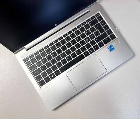 Ультрабук HP ProBook 440 G8 / 14" (1920x1080) IPS / Intel Core i3-1115G4 (4 (8) ядра по 4.1 GHz) / 8 GB DDR4 / 256 GB SSD / Intel UHD Graphics / WebCam