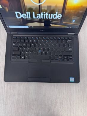 Ультрабук Dell Latitude 5480 / 14" (1920x1080) IPS / Intel Core i5-7200U (2 (4) ядра по 2.5 - 3.1 GHz) / 8 GB DDR4 / 120 GB SSD / Intel HD Graphics 620 / WebCam