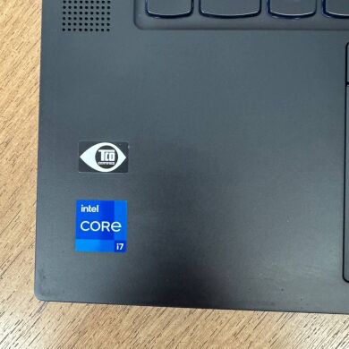 Ігровий ультрабук Б-клас Lenovo ThinkPad X1 Extreme Gen 5 / 16" (2560x1600) IPS / Intel Core i7-12700H (14 (20) ядер по 3.5 - 4.7 GHz) / 16 GB DDR5 / 512 GB SSD NVMe / nVidia GeForce RTX 3050 Ti, 4 GB GDDR6, 128-bit / WebCam