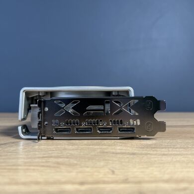 Дискретна відеокарта XFX Speedster QICK319 Radeon RX 6700 XT, 12 GB GDDR6, 192-bit / 1x HDMI, 3x DisplayPort / (RX-67XTYPBDP)