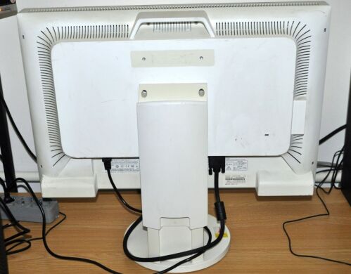 Монітор Б-клас NEC MultiSync EA241WM / 24'' (1920x1200) TN / VGA, DVI, USB 2.0 / Вбудовані колонки 2x1W / VESA 100x100 + Кабелі підключення Монітор Б-клас NEC MultiSync EA241WM / 24'' (1920x1200) TN / VGA, DVI, USB 2.0 / Вбудовані колонки 2x1W / VESA 100x100 + Кабелі підключення