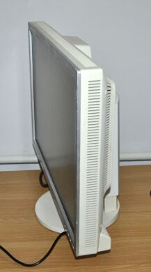 Монітор Б-клас NEC MultiSync EA241WM / 24'' (1920x1200) TN / VGA, DVI, USB 2.0 / Вбудовані колонки 2x1W / VESA 100x100 + Кабелі підключення Монітор Б-клас NEC MultiSync EA241WM / 24'' (1920x1200) TN / VGA, DVI, USB 2.0 / Вбудовані колонки 2x1W / VESA 100x100 + Кабелі підключення