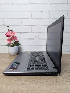 Ноутбук Б-клас Asus X550C / 15.6" (1366x768) TN / Intel Core i5-3337U (2 (4) ядра по 1.8 - 2.7 GHz) / 8 GB DDR3 / 256 GB SSD / nVidia GeForce GT 720M, 2 GB GDDR3, 64-bit / WebCam