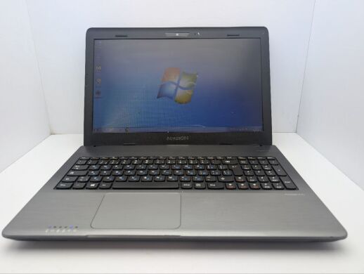 Ноутбук Medion Akoya E6232 / 15.6" (1366x768) TN / Intel Core i3-3110M (2 (4) ядра по 2.4 GHz) / 8 GB DDR3 / 750 GB HDD / Intel HD Graphics 4000 / WebCam / DVD-ROM Ноутбук Medion Akoya E6232 / 15.6" (1366x768) TN / Intel Core i3-3110M (2 (4) ядра по 2.4 GHz) / 8 GB DDR3 / 750 GB HDD / Intel HD Graphics 4000 / WebCam / DVD-ROM