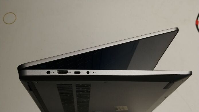 Ультрабук Б-клас Lenovo IdeaPad Flex 5 16ABR8 / 16" (1920x1200) IPS Touch / AMD Ryzen 7 7730U (8 (16) ядер по 2.0 - 4.5 GHz) / 16 GB DDR4 / 256 GB SSD / AMD Radeon Vega Graphics / WebCam / Win 11