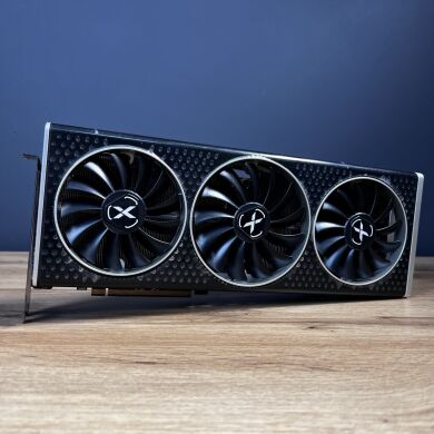 Дискретна відеокарта XFX Speedster QICK319 Radeon RX 6700 XT, 12 GB GDDR6, 192-bit / 1x HDMI, 3x DisplayPort / (RX-67XTYPBDP)