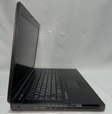 Мобільна робоча станція Dell Precision M6800 / 17.3" (1920x1080) IPS / Intel Core i7-4600M (2 (4) ядра по 2.9 - 3.6 GHz) / 16 GB DDR3 / 256 GB SSD + 640 GB HDD / nVidia Quadro K3100M, 4 GB GDDR5, 256-bit / WebCam / DVD-ROM / HDMI