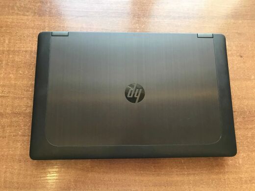 Мобільна робоча станція HP zBook 17 G2 / 17.3" (1920x1080) TN / Intel Core i7-4700MQ (4 (8) ядра 2.4 - 3.4 GHz) / 16 GB DDR4 / 256 GB SSD / nVidia Quadro K610M, 1 GB GDDR5, 64-bit / WebCam