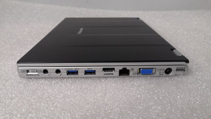 Ноутбук-трансформер Pansonic ToughBook CF-MX4 / 12.5" (1920x1080) IPS Touch / Intel Core i5-5300U (2 (4) ядра по 2.3 - 2.9 GHz) / 4 GB DDR3 / 128 GB SSD / Intel HD Graphics 5500 / WebCam / две батареи 