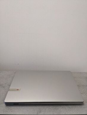 Ноутбук Acer Packard Bell EasyNote LX86 / 17.3" (1600x900) TN / Intel Core I7-740QM (4 (8) ядер по 1.73 - 2.93 GHz) / 8 GB DDR3 / 500 GB HDD / ATI Radeon HD5650, 1 GB DDR3 / WebCam / DVD-ROM / VGA / HDMI