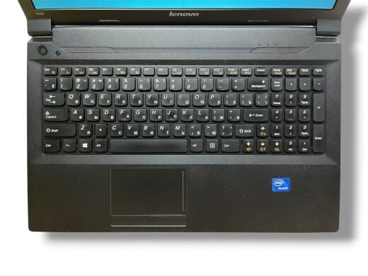 Ноутбук Lenovo B590 / 15.6" (1366x768) TN / Intel Celeron 1000M (2 ядра по 1.8 GHz) / 4 GB DDR3 / 120 GB SSD / nVidia GeForce GT 720M, 1 GB DDR3, 64-bit / WebCam