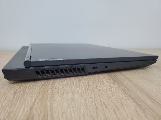 Новый игровой ноутбук Lenovo Legion 5 16ACH6H / 15.6" (1920x1080) IPS 165 Hz / AMD Ryzen 7 5800H (8 (16) ядер по 3.2 - 4.4 GHz) / 16 GB DDR4 (3200 MHz) / 1 TB SSD M.2 NVME / nVidia GeForce RTX 3060 Mobile, 6 GB GDDR6, 192-bit (130W) / WebCam 720p