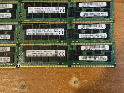 Серверная оперативная память Hynix / 64 GB / 4Rx4 PC4-2133P / DDR4 ECC / 2133 MHz