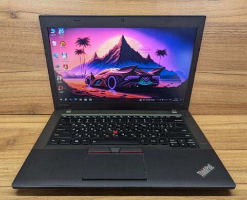 Ультрабук Lenovo ThinkPad T460 / 14" (1920x1080) IPS / Intel Core i5-6300U (2 (4) ядра по 2.4 - 3.0 GHz) / 8 GB DDR4 / 240 GB SSD / Intel HD Graphics 520 / WebCam / TouchID / Windows 10 Ультрабук Lenovo ThinkPad T460 / 14" (1920x1080) IPS / Intel Core i5-6300U (2 (4) ядра по 2.4 - 3.0 GHz) / 8 GB DDR4 / 240 GB SSD / Intel HD Graphics 520 / WebCam / TouchID / Windows 10
