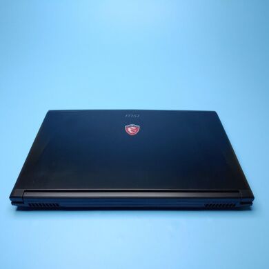 Ігровий ноутбук MSI GE72 2QE Apache / 17.3" (1920x1080) IPS / Intel Core i7-4720HQ (4 (8) ядра по 2.6 - 3.6 GHz) / 16 GB DDR3 / 1000 GB SSD / nVidia GeForce GTX 965M, 2 GB DDR5, 128-bit / WebCam / Win 10 Home