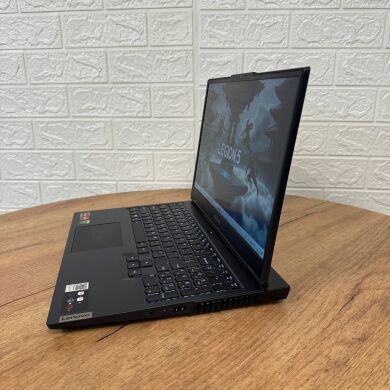 Игровой ноутбук Lenovo Legion 5 15ACH6H / 15.6" (1920x1080) IPS / AMD Ryzen 5 5600H (6 (12) ядер по 3.3 - 4.2 GHz) / 16 GB DDR4 / 1000 GB SSD / nVidia GeForce RTX 3050, 4 GB GDDR6, 128-bit / WebCam