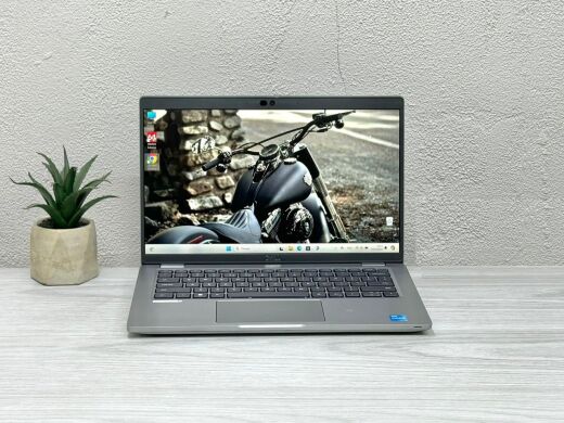 Ультрабук Dell Latitude 5430 / 14" (1920x1080) IPS / Intel Core i7-1265U (10 (12) ядер по 3.6 - 4.8 GHz) / 16 GB DDR4 / 512 GB SSD / Intel Iris X Graphics / WebCam / Win 11 Pro