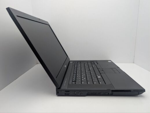 Ноутбук Dell Latitude E6500 / 14" (1280x800) TN / Intel Core 2 Duo P8600 (2 ядра по 2.4 GHz) / 4 GB DDR2 / 250 GB HDD / Intel HD Graphics 620 / DVD-ROM Ноутбук Dell Latitude E6500 / 14" (1280x800) TN / Intel Core 2 Duo P8600 (2 ядра по 2.4 GHz) / 4 GB DDR2 / 250 GB HDD / Intel HD Graphics 620 / DVD-ROM