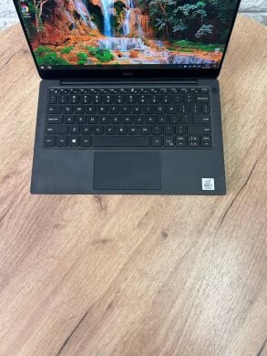 Ультрабук Dell XPS 13 7390 / 13.3" (3840x2160) IPS Touch / Intel Core i7-10710U (6 (12) ядер по 1.1 - 4.7 GHz) / 16 GB DDR3 / 512 GB SSD / Intel UHD Graphics / WebCam