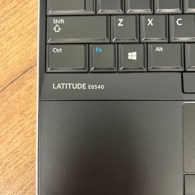 Ноутбук Б-класс Dell Latitude E6540 / 15.6" (1920x1080) IPS / Intel Core i7-4710MQ (4 (8) ядра по 2.5 - 3.5 GHz) / 8 GB DDR3 / 256 GB SSD / AMD Radeon HD 8790M, 2 GB GDDR5, 128-bit / WebCam / DVD-ROM Ноутбук Б-класс Dell Latitude E6540 / 15.6" (1920x1080) IPS / Intel Core i7-4710MQ (4 (8) ядра по 2.5 - 3.5 GHz) / 8 GB DDR3 / 256 GB SSD / AMD Radeon HD 8790M, 2 GB GDDR5, 128-bit / WebCam / DVD-ROM