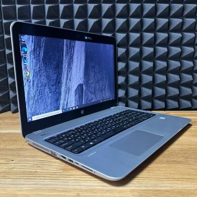 Ноутбук HP ProBook 450 G4 / 15.6" (1366x768) TN / Intel Core i5-7200U (2 (4) ядра по 2.5 - 3.1 GHz) / 8 GB DDR4 / 128 GB SSD / Intel HD Graphics 620 / WebCam / DVD-ROM