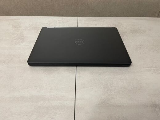 Ноутбук Dell Latitude E5550 / 15.6" (1920х1080) IPS / Intel Core i5-5300U (2 (4) ядра по 2.3 - 2.9 GHz) / 8 GB DDR3 / 240 GB SSD / Intel HD Graphics 5500 / WebCam 