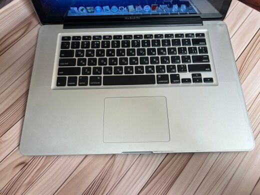 Ноутбук Б-клас Apple MacBook Pro 15 A1286 2012 / 15.4" (1440x900) TN / Intel Core i7-3720QM (4 (8) ядра по 2.6 - 3.6 GHz) / 8 GB DDR3 / 750 GB HDD / nVidia GeForce GT 650M, 1 GB GDDR3, 128-bit / WebCam / MacOS