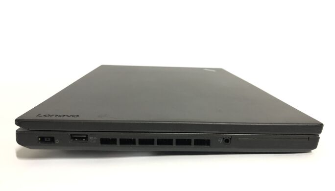 Ігровий ноутбук Lenovo ThinkPad T460p / 14" (1920x1080) IPS / Intel Core i7-6700HQ (4 (8) ядра по 2.6 - 3.5 GHz) / 8 GB DDR4 / 256 GB SSD / nVidia GeForce 940MX, 2 GB GDDR5, 64-bit / WebCam / Win 10 Home