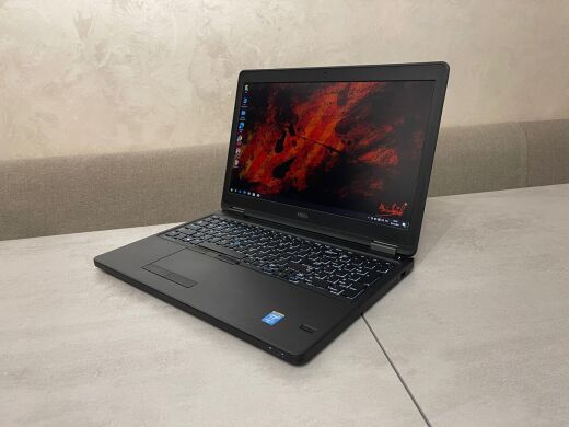 Ноутбук Dell Latitude E5550 / 15.6" (1920х1080) IPS / Intel Core i5-5300U (2 (4) ядра по 2.3 - 2.9 GHz) / 8 GB DDR3 / 240 GB SSD / Intel HD Graphics 5500 / WebCam 