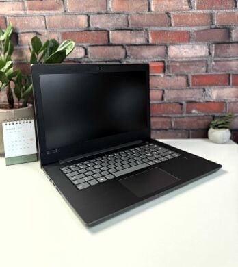 Ноутбук Lenovo V330-14IKB 81B0 / 14" (1920x1080) IPS / Intel Core i5-8250U (4 (8) ядра по 1.6 - 3.4 GHz) / 8 GB DDR4 / 256 GB SSD / Intel UHD Graphics 620 / WebCam