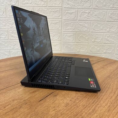 Игровой ноутбук Lenovo Legion 5 15ACH6H / 15.6" (1920x1080) IPS / AMD Ryzen 5 5600H (6 (12) ядер по 3.3 - 4.2 GHz) / 16 GB DDR4 / 1000 GB SSD / nVidia GeForce RTX 3050, 4 GB GDDR6, 128-bit / WebCam