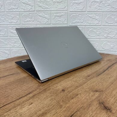 Игровой ноутбук Dell XPS 15 9500 / 15.6" (1920x1200) IPS / Intel Core i7-10750H (6 (12) ядра по 2.6 - 5.0 GHz) / 16 GB DDR4 / 512 GB SSD / nVidia GeForce GTX 1650 Ti, 4 GB GDDR6, 128-bit / WebCam