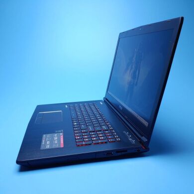 Ігровий ноутбук MSI GE72 2QE Apache / 17.3" (1920x1080) IPS / Intel Core i7-4720HQ (4 (8) ядра по 2.6 - 3.6 GHz) / 16 GB DDR3 / 1000 GB SSD / nVidia GeForce GTX 965M, 2 GB DDR5, 128-bit / WebCam / Win 10 Home