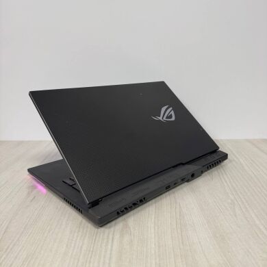 Ігровий ноутбук Б-клас Asus ROG Strix G17 G713QR / 17.3" (1920x1080) IPS / AMD Ryzen 9 5900HX (8 (16) ядер по 3.3 - 4.6 GHz) / 16 GB DDR4 / 512 GB SSD NVMe / nVidia GeForce RTX 3070, 8 GB GDDR6, 256-bit Ігровий ноутбук Б-клас Asus ROG Strix G17 G713QR / 17.3" (1920x1080) IPS / AMD Ryzen 9 5900HX (8 (16) ядер по 3.3 - 4.6 GHz) / 16 GB DDR4 / 512 GB SSD NVMe / nVidia GeForce RTX 3070, 8 GB GDDR6, 256-bit