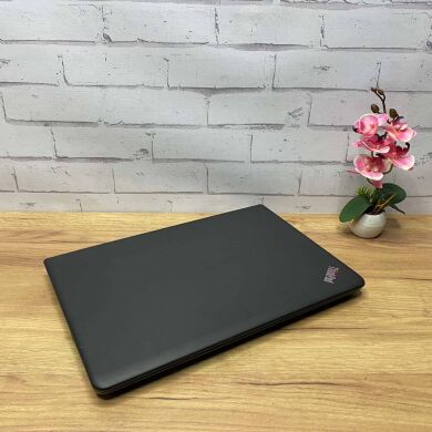 Ноутбук Lenovo ThinkPad E550 / 15.6" (1366x768) TN / Intel Core i5-5200U (2 (4) ядра по 2.2 - 2.7 GHz) / 8 GB DDR3 / 256 GB SSD / Intel HD Graphics 5500 / USB 3.0 / HDMI Ноутбук Lenovo ThinkPad E550 / 15.6" (1366x768) TN / Intel Core i5-5200U (2 (4) ядра по 2.2 - 2.7 GHz) / 8 GB DDR3 / 256 GB SSD / Intel HD Graphics 5500 / USB 3.0 / HDMI