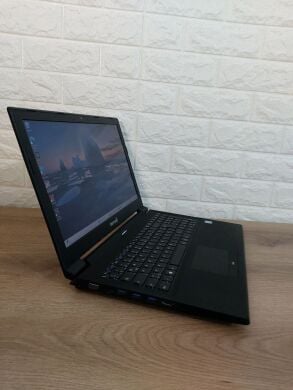 Ноутбук Terra Mobile 1542K / 15.6" (1920x1080) TN / Intel Core i7-7700T (4 (8) ядра по 2.9 - 3.8 GHz) / 16 GB DDR3 / 500 GB SSD / Intel HD Graphics 630 / WebCam / DVD-ROM Ноутбук Terra Mobile 1542K / 15.6" (1920x1080) TN / Intel Core i7-7700T (4 (8) ядра по 2.9 - 3.8 GHz) / 16 GB DDR3 / 500 GB SSD / Intel HD Graphics 630 / WebCam / DVD-ROM