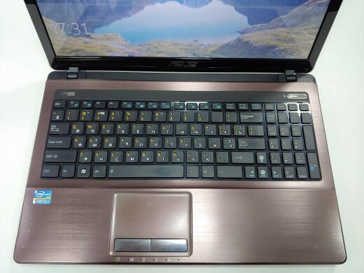 ASUS K53E-XB1 / 15.6" (1366x768) TN / Intel Core i5-2410M (2 (4) ядра по 2.3 - 2.9 GHz) / 8 GB DDR3 / 240 GB SSD / WebCam / DVD-RW