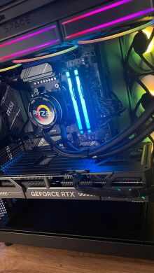 Сборка под заказ: новый игровой ПК NZXT H6 Flow Tower / AMD Ryzen 7 7800X3D (8 (16) ядер по 4.2 - 5.0 GHz) / 32 GB DDR5 / 1000 GB SSD M.2 / nVidia GeForce RTX 5070, 12 GB GDDR7, 192-bit / 750W Сборка под заказ: новый игровой ПК NZXT H6 Flow Tower / AMD Ryzen 7 7800X3D (8 (16) ядер по 4.2 - 5.0 GHz) / 32 GB DDR5 / 1000 GB SSD M.2 / nVidia GeForce RTX 5070, 12 GB GDDR7, 192-bit / 750W