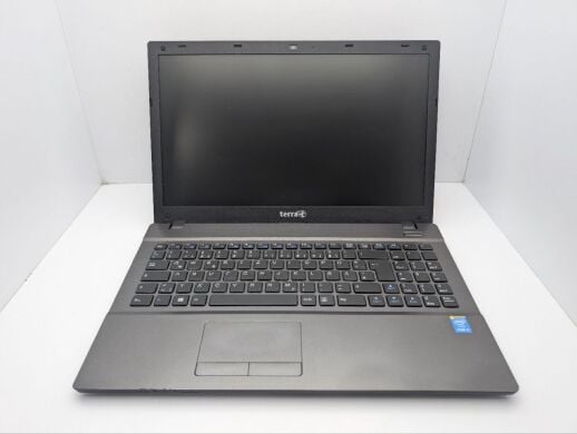 Ноутбук Terra Mobile 1528 / 15.6" (1366x768) TN / Intel Core i3-4000M (2 (4) ядра по 2.4 GHz) / 8 GB DDR3 / 120 GB SSD / Intel HD Graphics 4600 / WebCam / DVD-ROM / АКБ не тримає