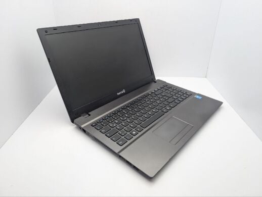 Ноутбук Terra Mobile 1528 / 15.6" (1366x768) TN / Intel Core i3-4000M (2 (4) ядра по 2.4 GHz) / 8 GB DDR3 / 120 GB SSD / Intel HD Graphics 4600 / WebCam / DVD-ROM / АКБ не тримає