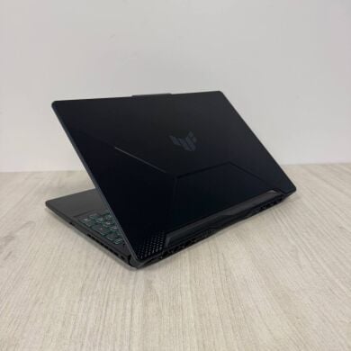 Игровой ноутбук Asus TUF Gaming A15 FA506IHRB / 15.6" (1920x1080) IPS / AMD Ryzen 5 4600H (6 (12) ядер по 3.0 - 4.0 GHz) / 8 GB DDR4 / 512 GB SSD / nVidia GeForce GTX 1650, 4 GB GDDR6, 128-bit / WebCam